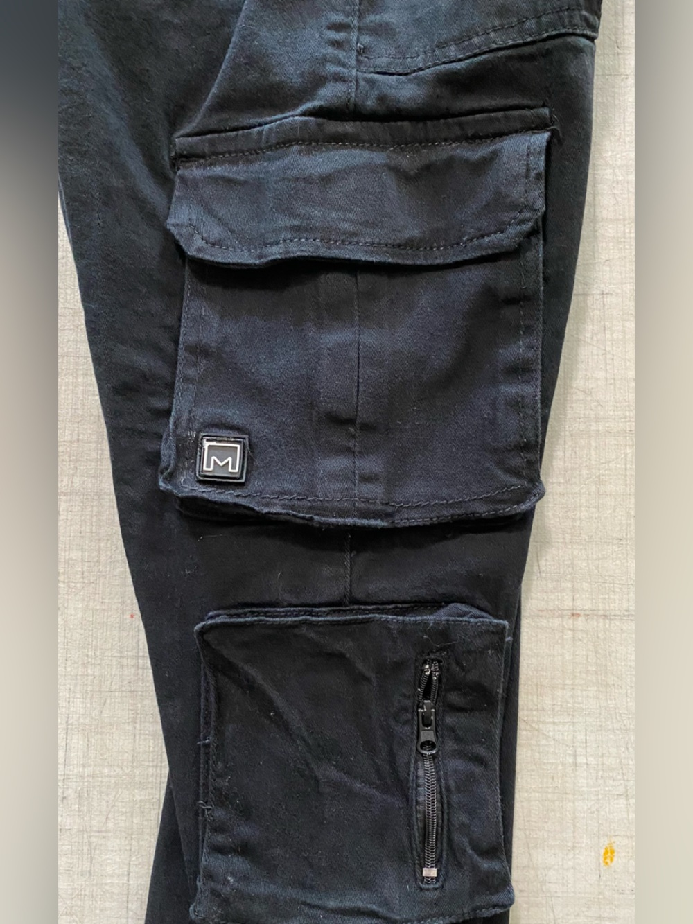 Michael Strahan Men's Black Cargo Jogger Pants - Elastic Waist - Picture 7 of 13